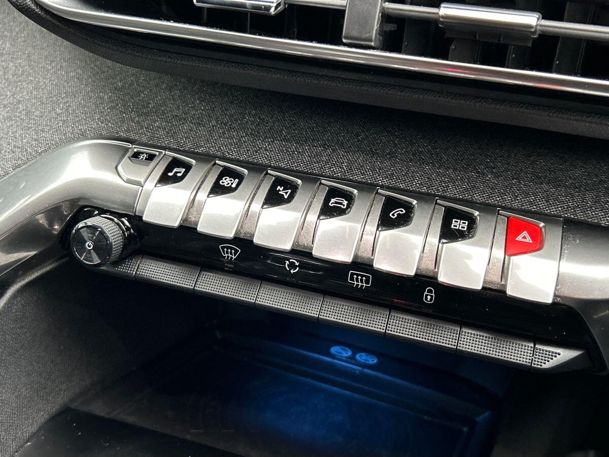 Used Peugeot 3008 2019 for sale - 76884049: Photo 25