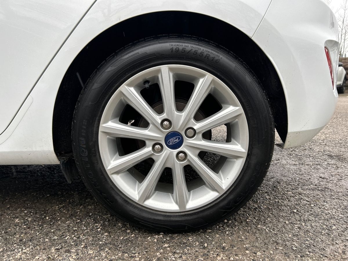 Used Ford Fiesta 2019 for sale - 77879202: Photo 12