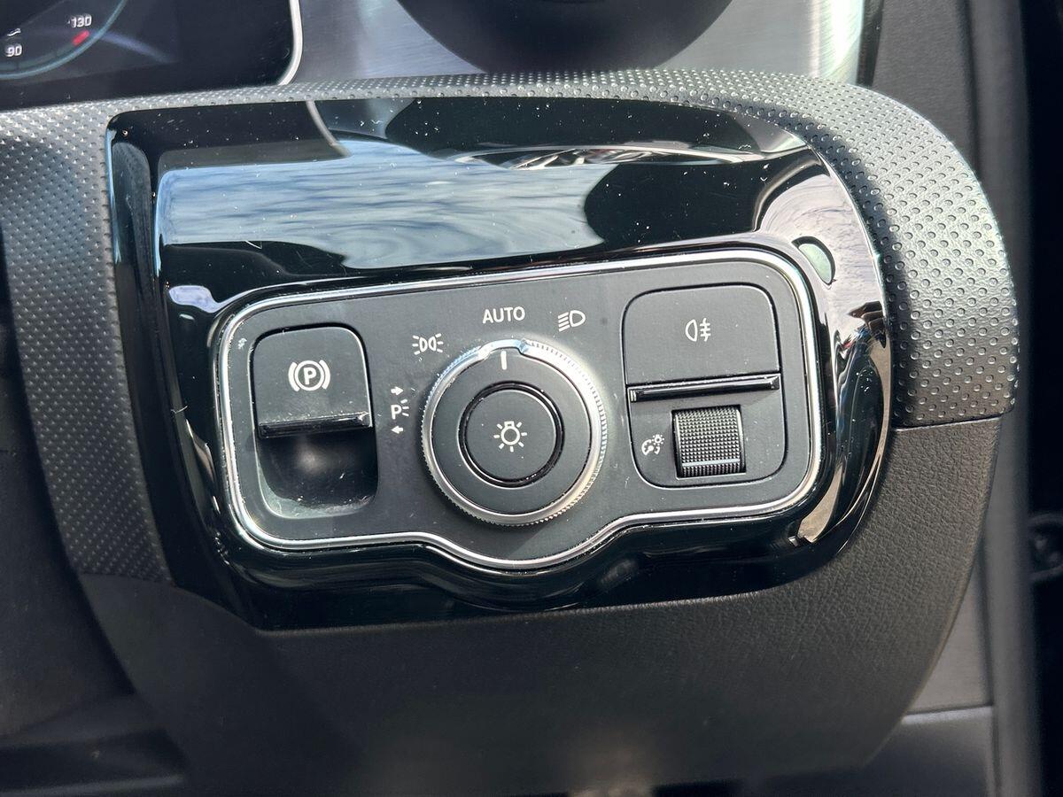Used Mercedes-Benz A-Class 2019 for sale - 76047529: Photo 24