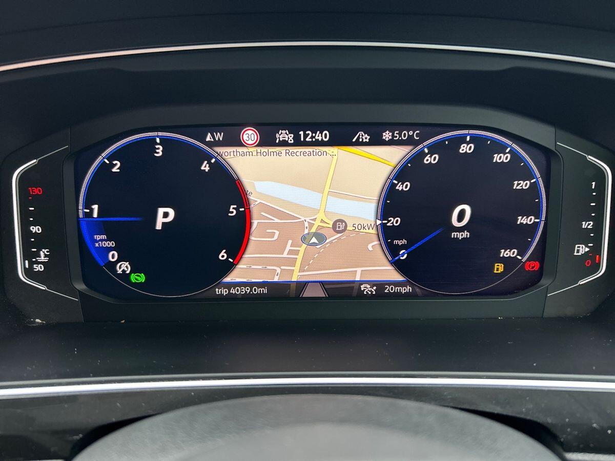 Used Volkswagen Tiguan 2023 for sale - 77593625: Photo 15