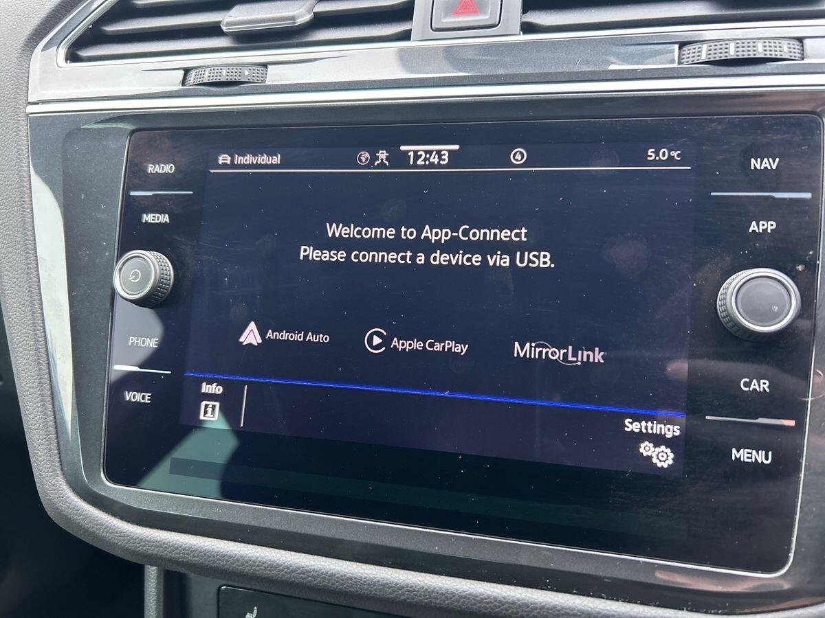 Used Volkswagen Tiguan 2023 for sale - 77593625: Photo 35