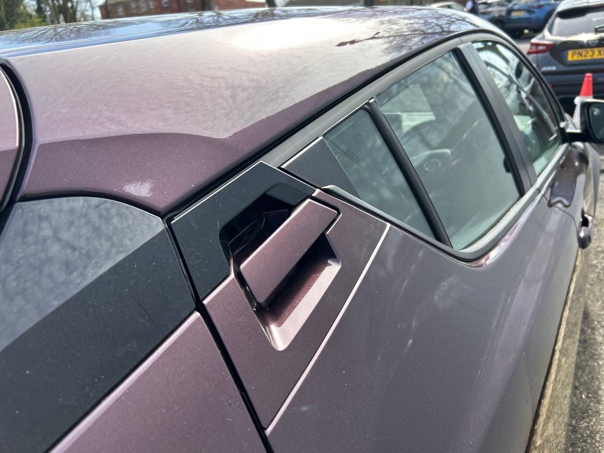 Used Toyota C-HR 2023 for sale - 78163471: Photo 28