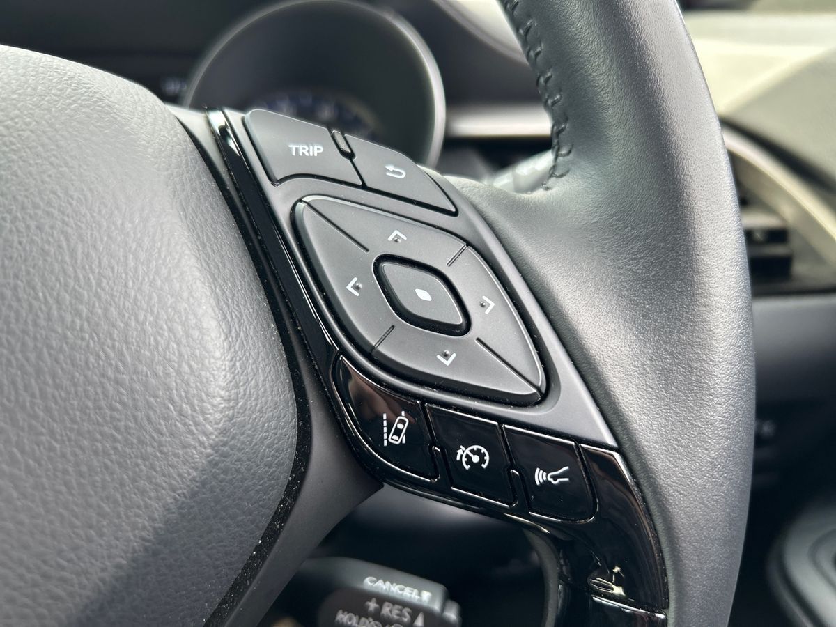 Used Toyota C-HR 2023 for sale - 78163471: Photo 31