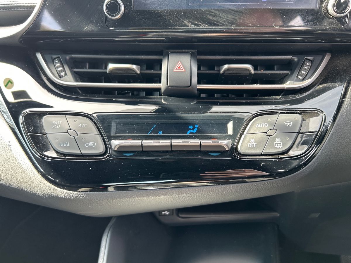 Used Toyota C-HR 2023 for sale - 78163471: Photo 40