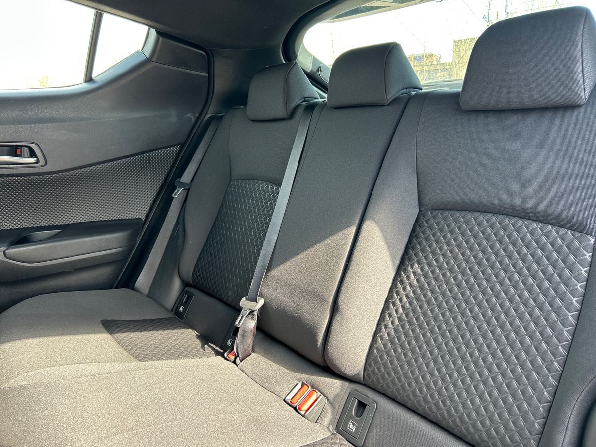 Used Toyota C-HR 2023 for sale - 78163471: Photo 48