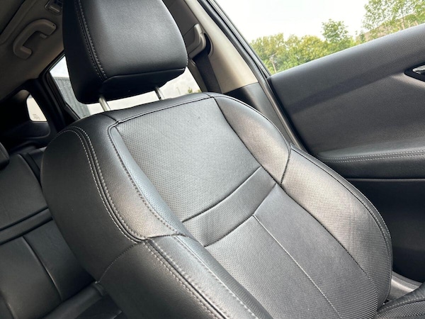 Used Nissan Qashqai 2017 for sale - 76300080: Photo 33