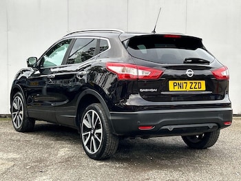 Used Nissan Qashqai 2017 for sale - 76300080: Photo 3