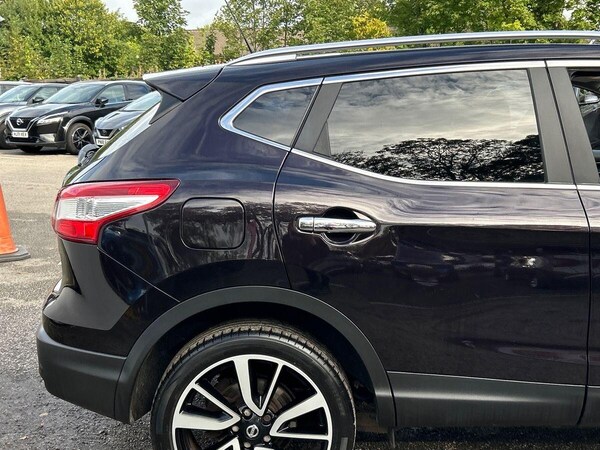 Used Nissan Qashqai 2017 for sale - 76300080: Photo 42