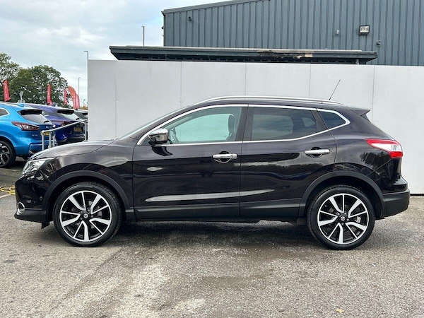 Used Nissan Qashqai 2017 for sale - 76300080: Photo 6