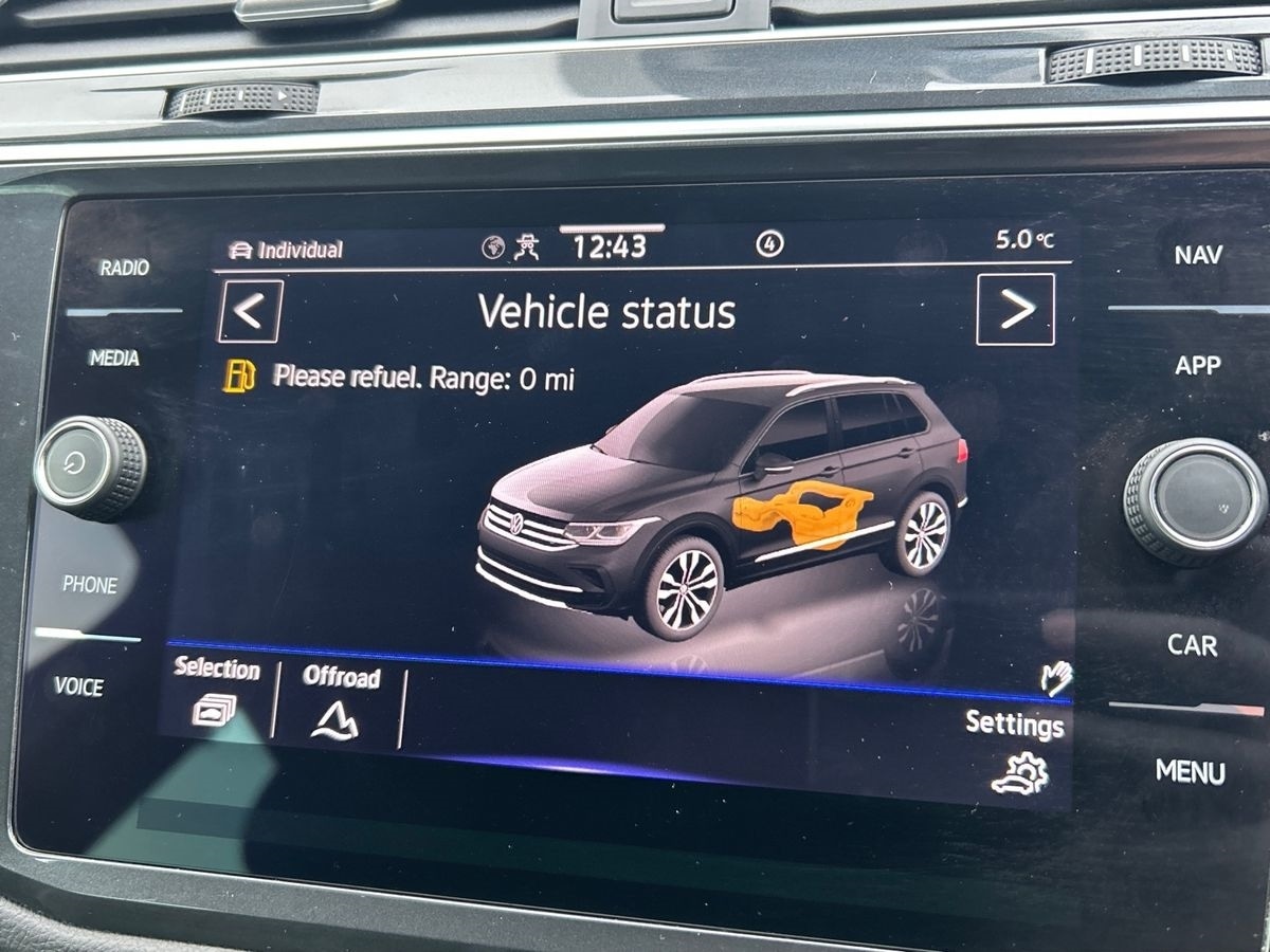 Used Volkswagen Tiguan 2023 for sale - 77700644: Photo 35
