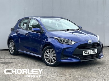 Used Toyota Yaris 2023 for sale - 79289807: Photo