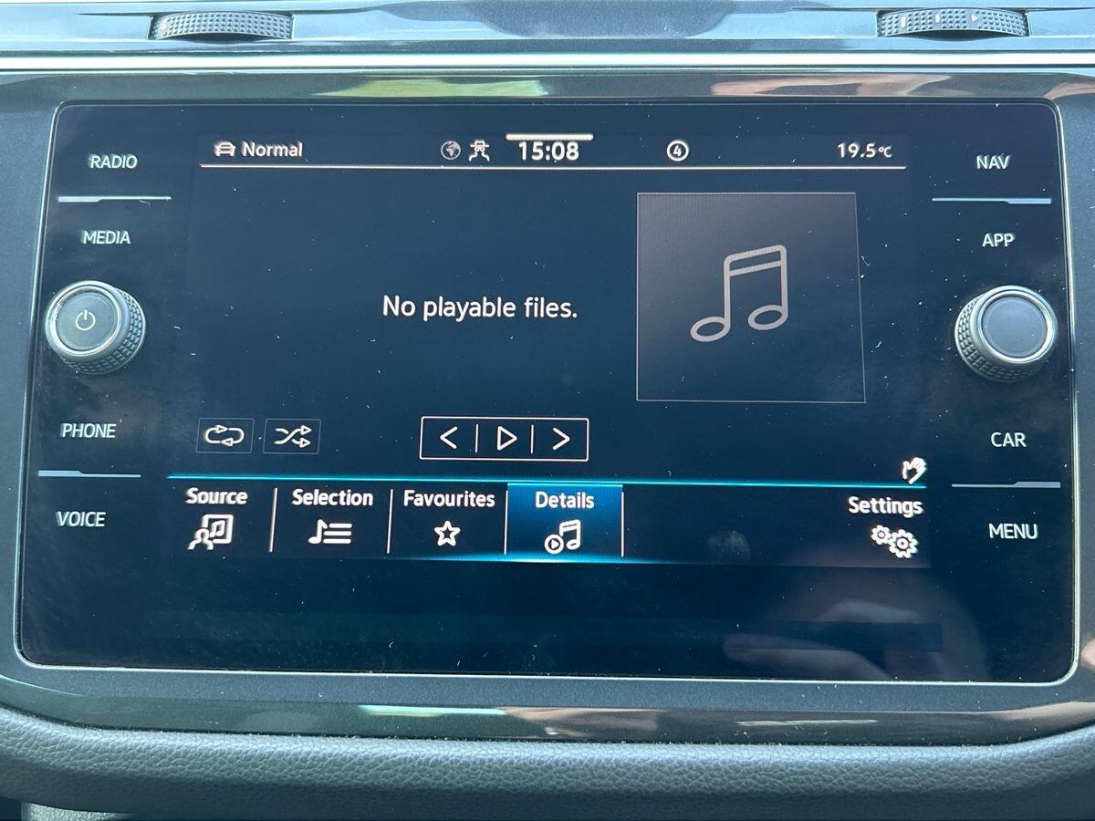 Used Volkswagen Tiguan 2022 for sale - 77943823: Photo 35