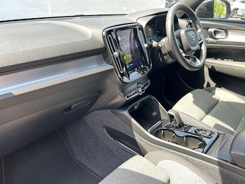Used Volvo XC40 2023 for sale - 78726808: Photo