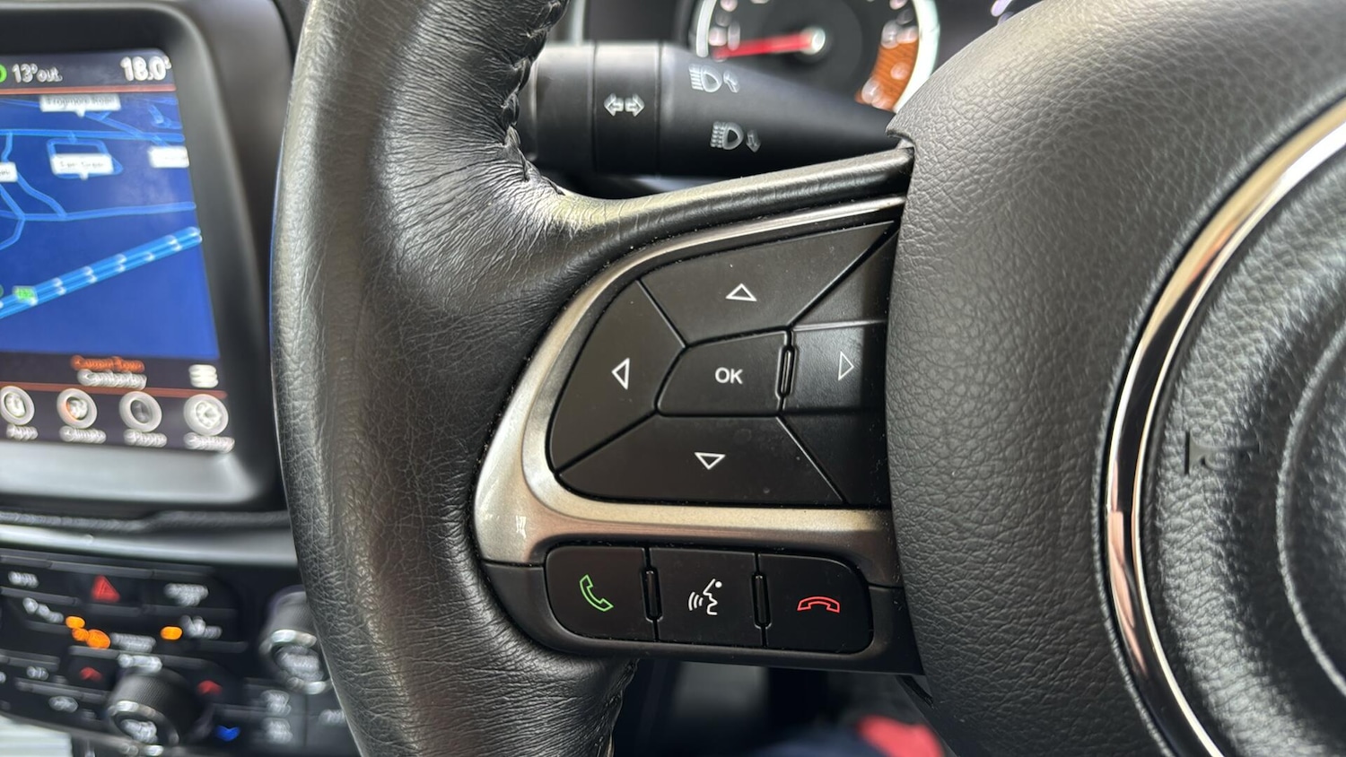 Used Jeep Renegade 2019 for sale - 78184728: Photo 40