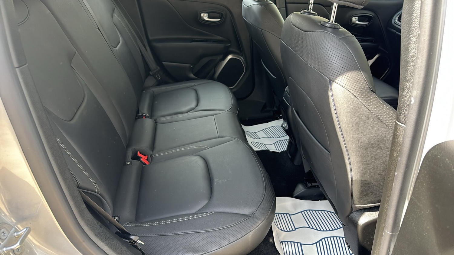 Used Jeep Renegade 2019 for sale - 78184728: Photo 46