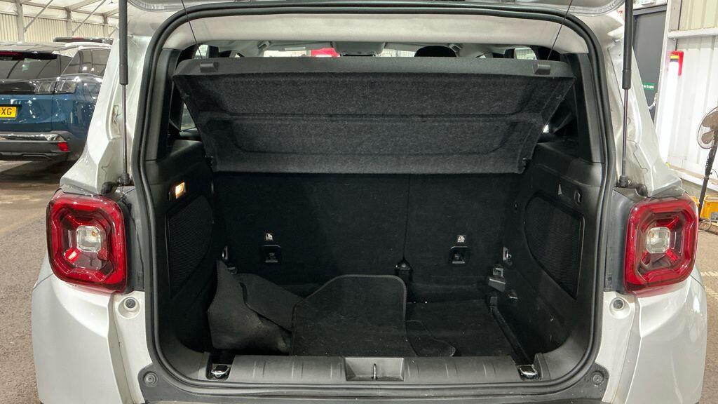 Used Jeep Renegade 2019 for sale - 78184728: Photo 61