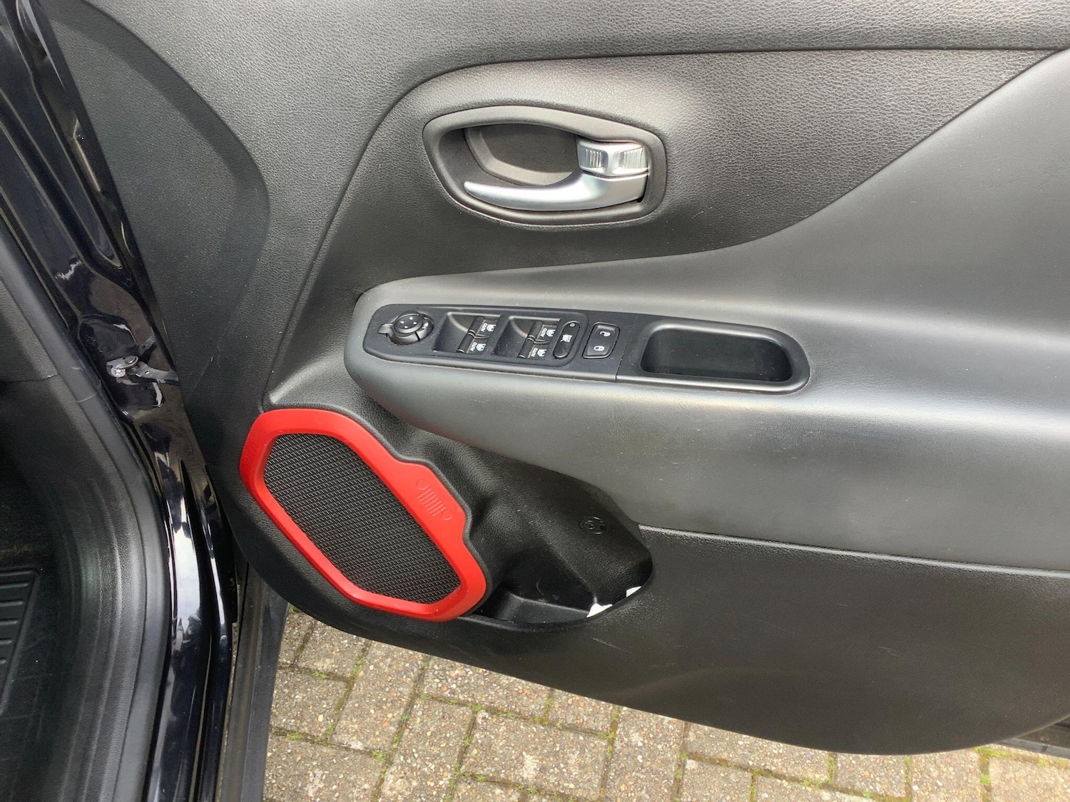 Used Jeep Renegade 2019 for sale - 78185367: Photo 11