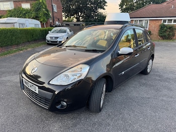 Used Renault Clio 2010 for sale - 79026014: Photo
