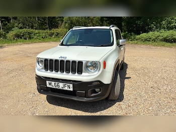 Used Jeep Renegade 2016 for sale - 79255629: Photo