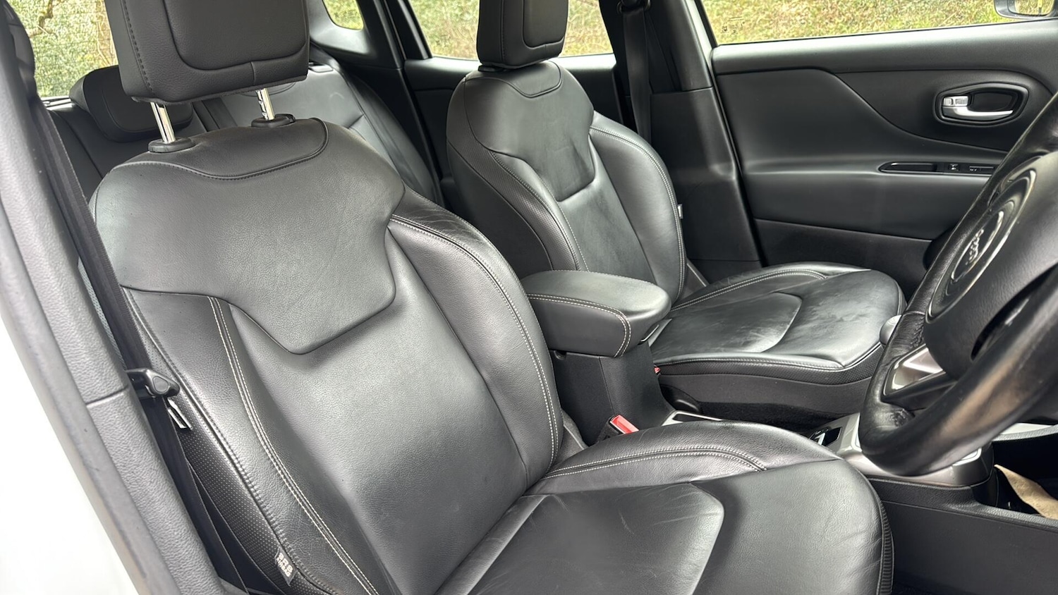 Used Jeep Renegade 2020 for sale - 78184646: Photo 38