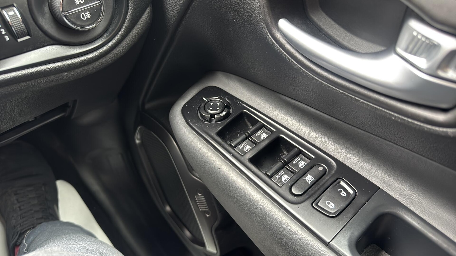 Used Jeep Renegade 2020 for sale - 78184646: Photo 39