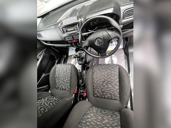 Used Vauxhall Combo 2017 for sale - 78982647: Photo