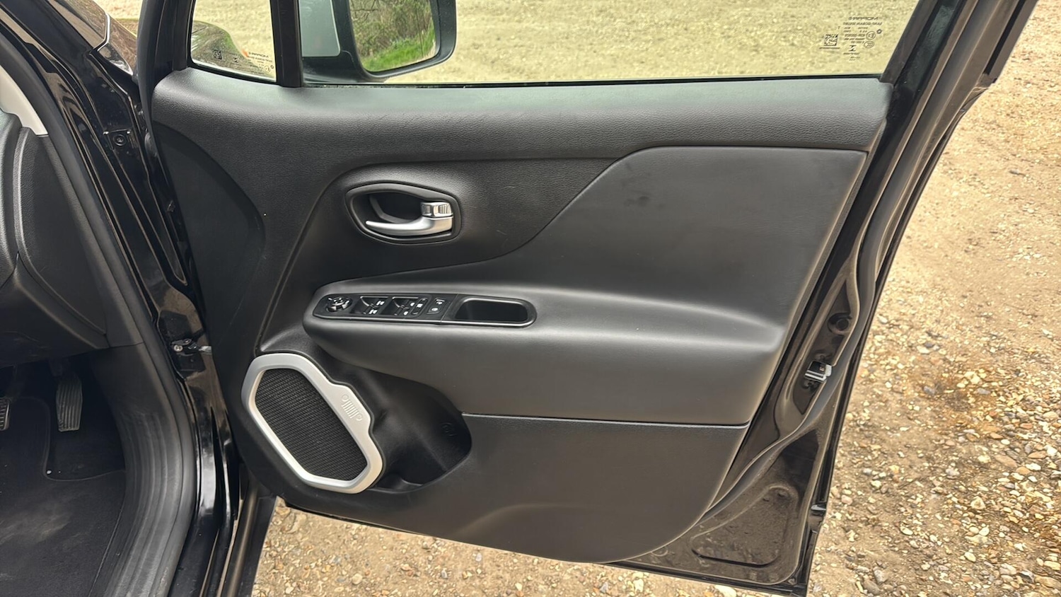 Used Jeep Renegade 2016 for sale - 78184704: Photo 27