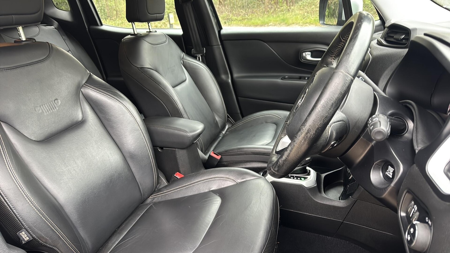 Used Jeep Renegade 2016 for sale - 78184704: Photo 30