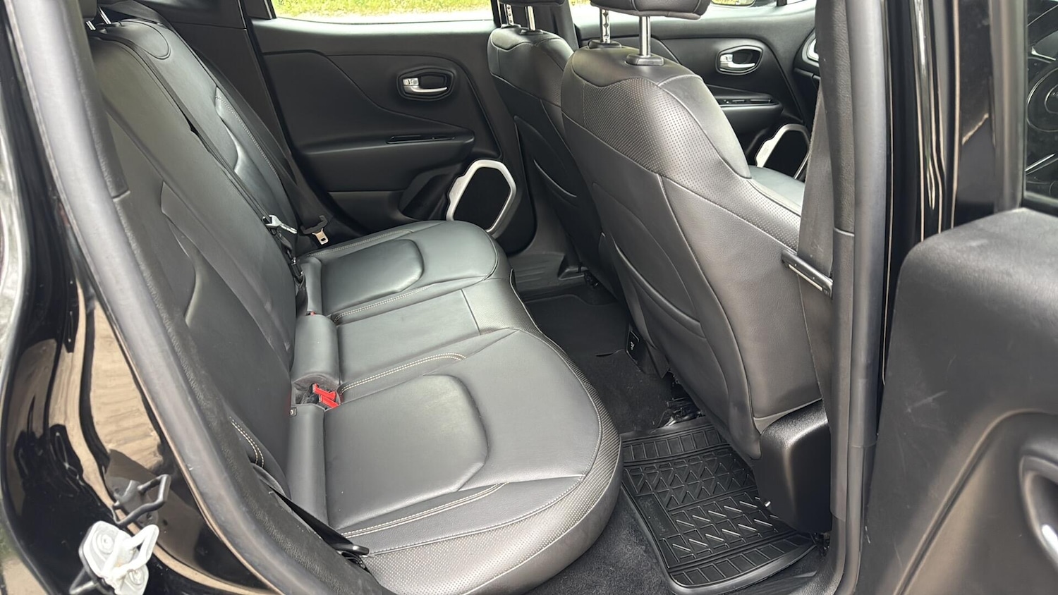 Used Jeep Renegade 2016 for sale - 78184704: Photo 34