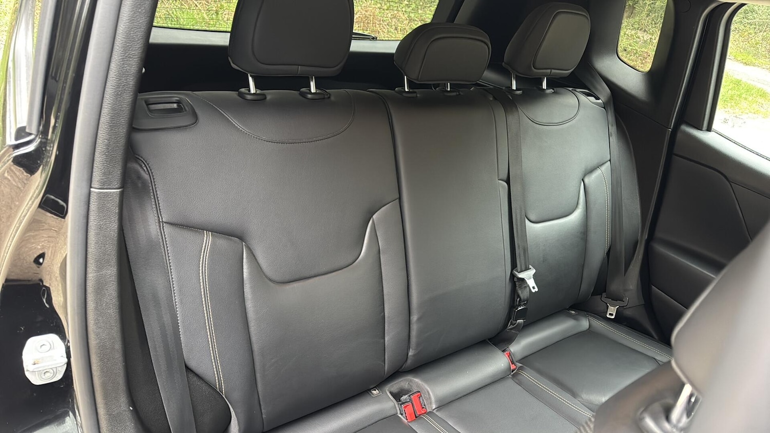 Used Jeep Renegade 2016 for sale - 78184704: Photo 36