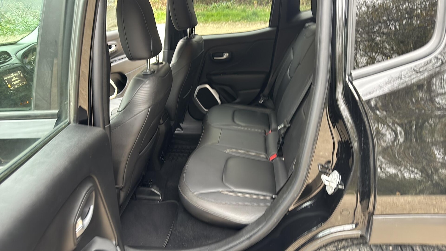 Used Jeep Renegade 2016 for sale - 78184704: Photo 38