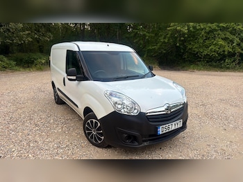 Used Vauxhall Combo 2017 for sale - 79325241: Photo