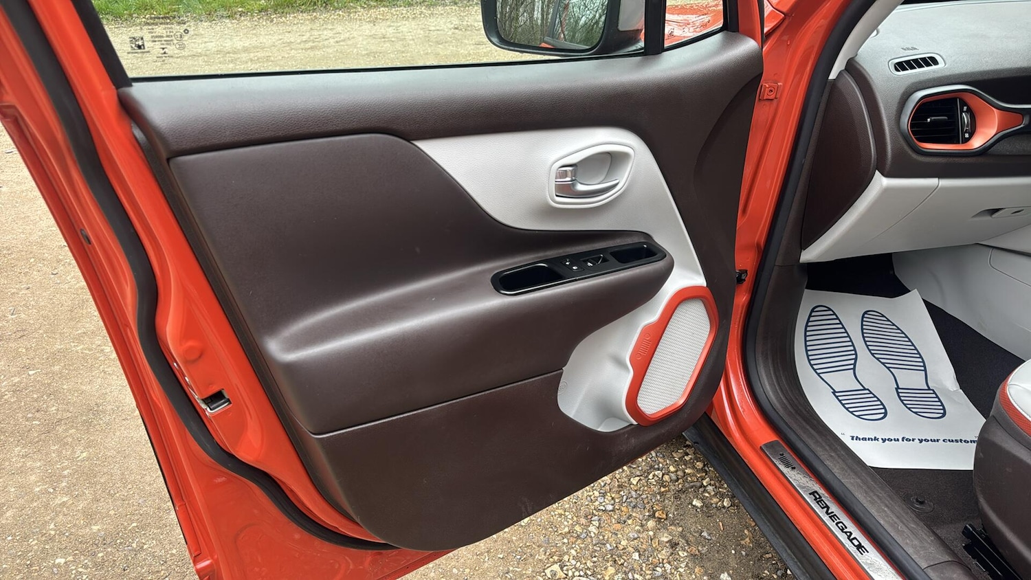 Used Jeep Renegade 2015 for sale - 78185720: Photo 30