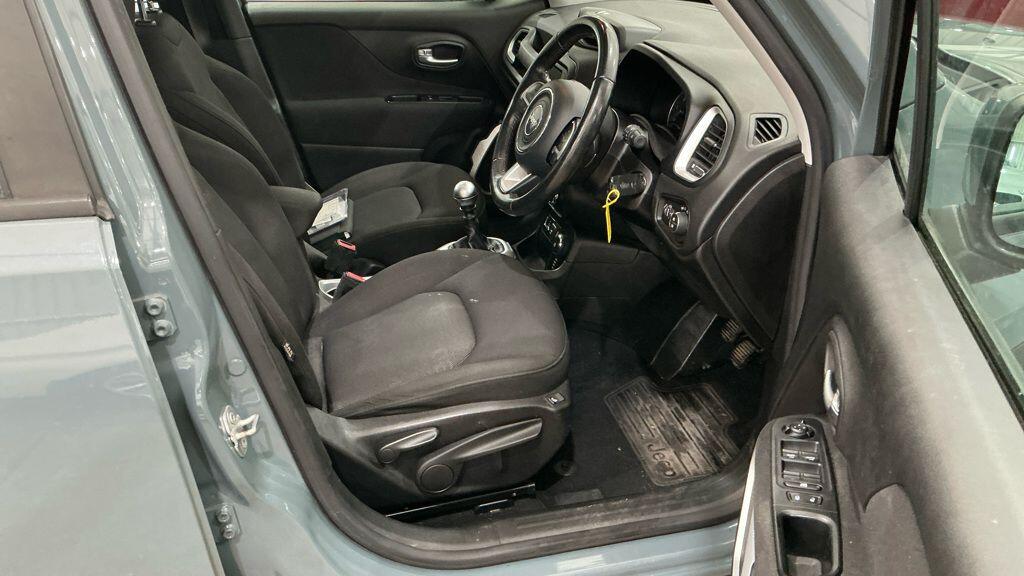 Used Jeep Renegade 2015 for sale - 78185755: Photo 8