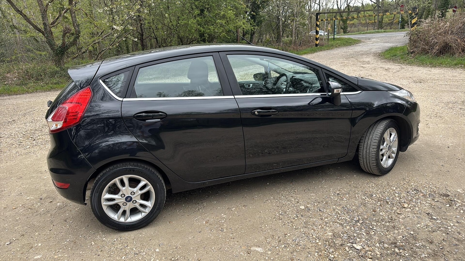 Used Ford Fiesta 2015 for sale - 78185411: Photo 16