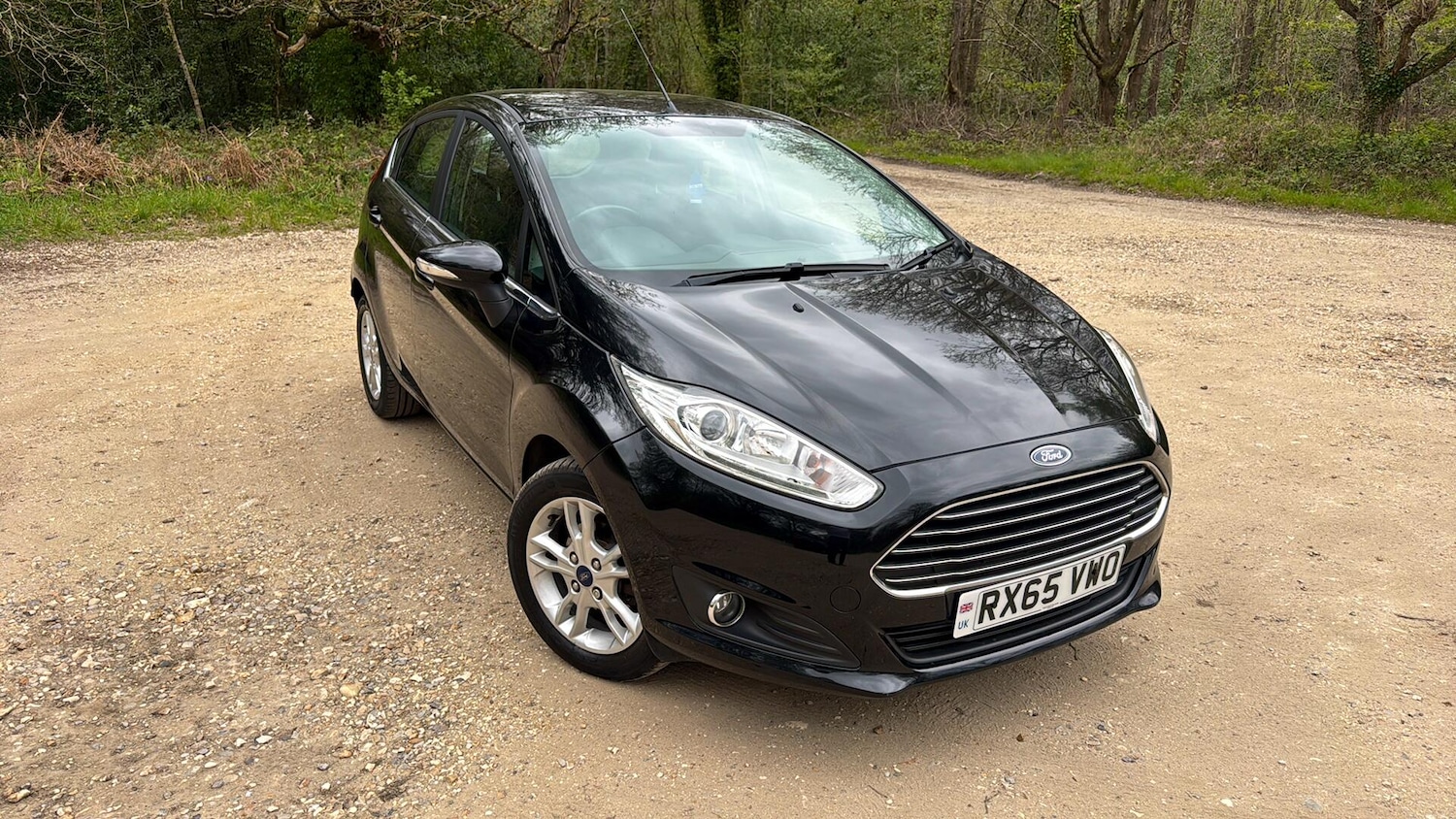 Used Ford Fiesta 2015 for sale - 78185411: Photo 2