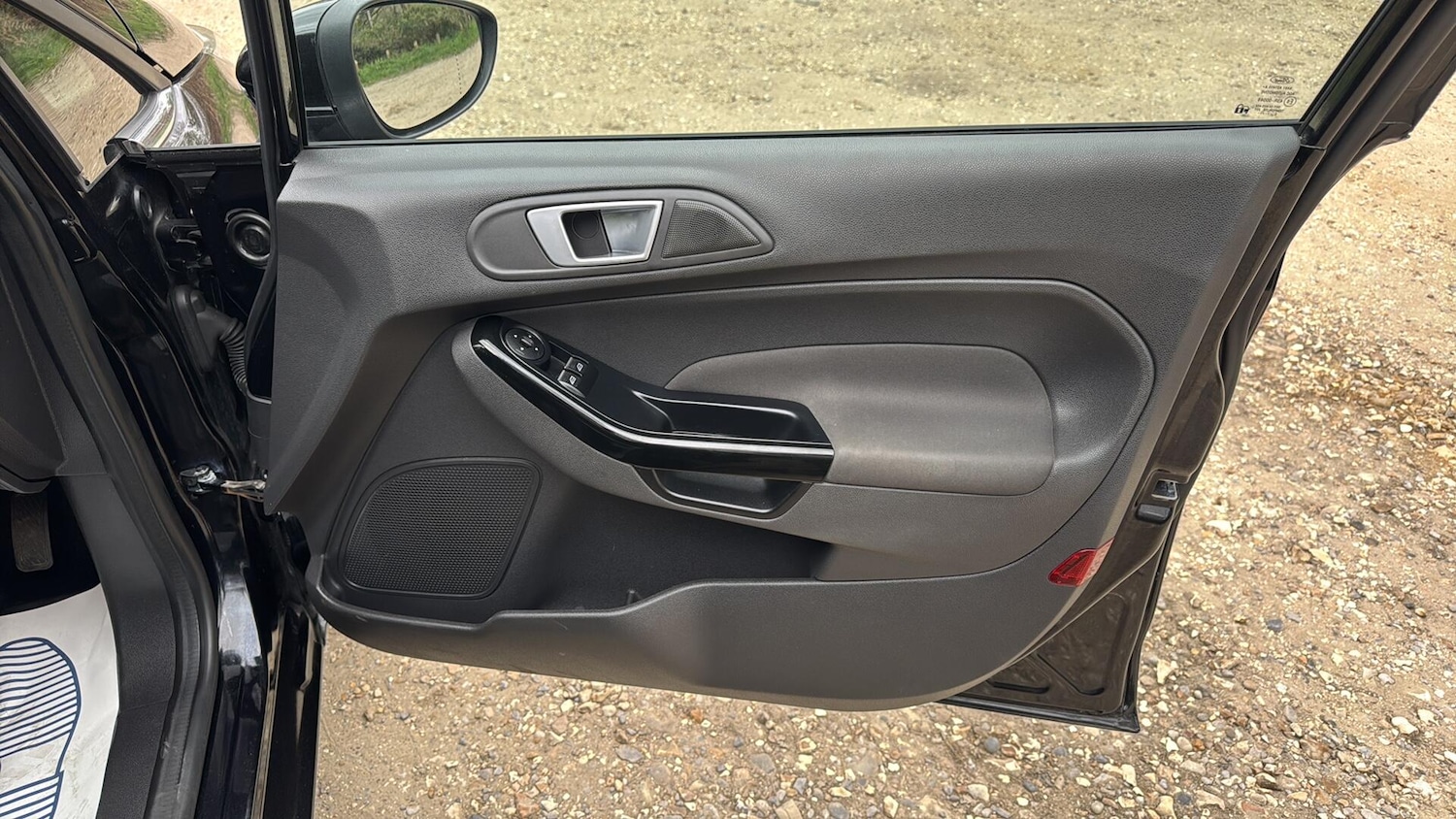 Used Ford Fiesta 2015 for sale - 78185411: Photo 27