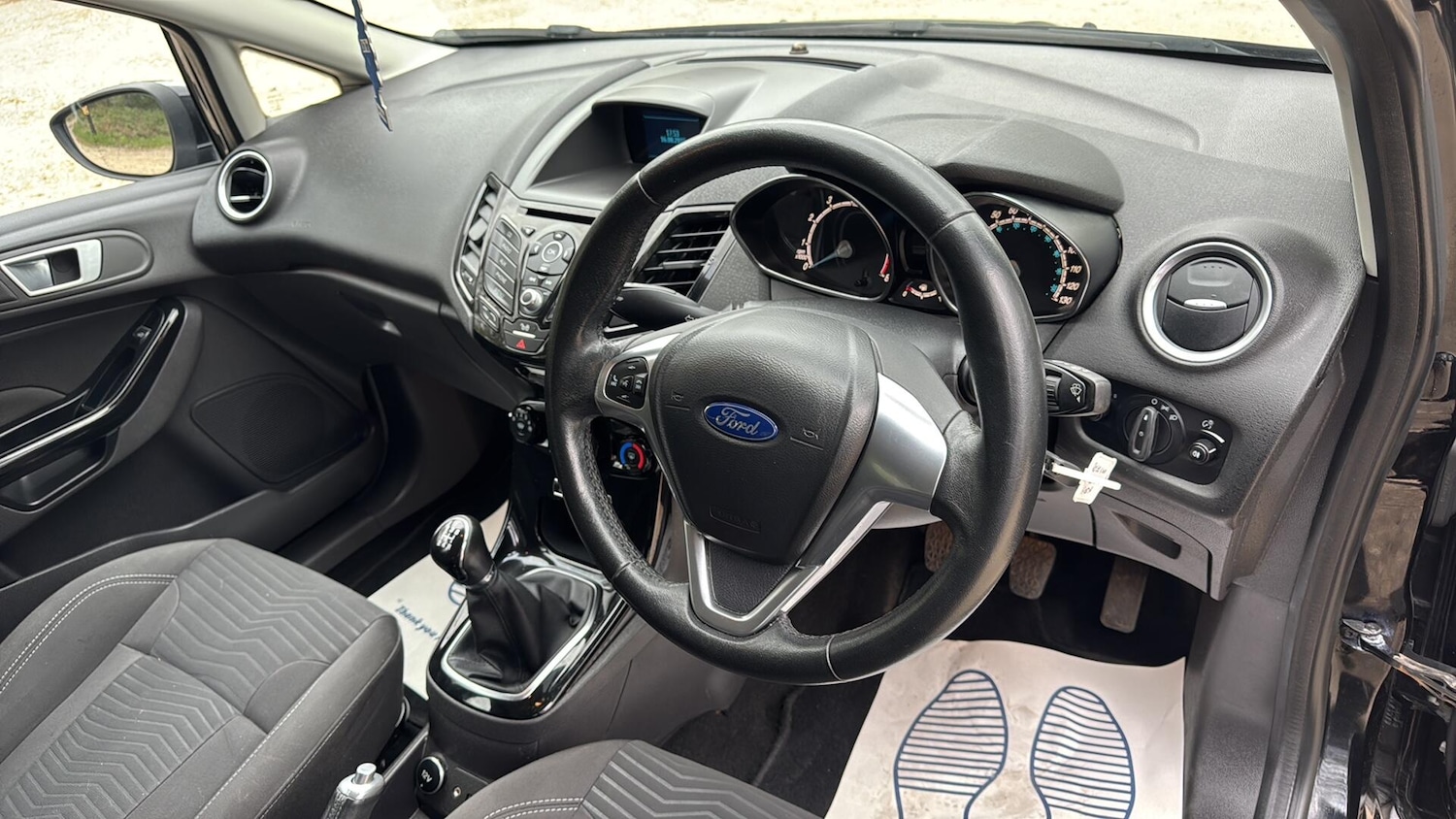 Used Ford Fiesta 2015 for sale - 78185411: Photo 39