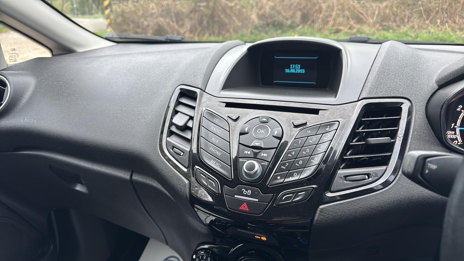 Used Ford Fiesta 2015 for sale - 78185411: Photo 41