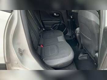 Used Jeep Renegade 2017 for sale - 78878851: Photo