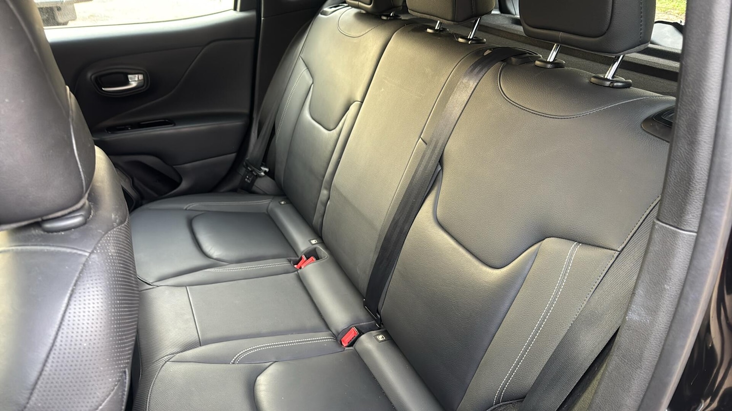 Used Jeep Renegade 2020 for sale - 78184586: Photo 36