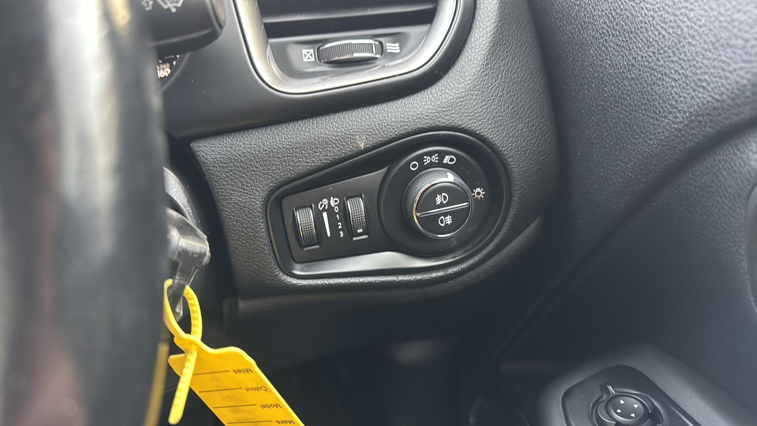 Used Jeep Renegade 2020 for sale - 78184586: Photo 51