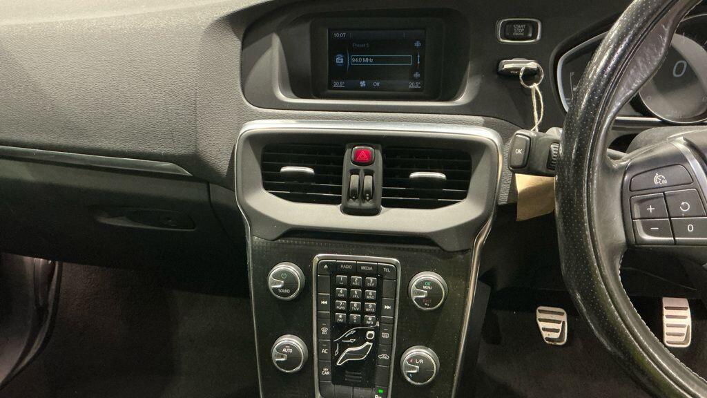 Used Volvo V40 2016 for sale - 78220021: Photo 17