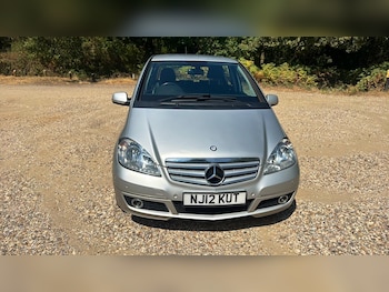 Used Mercedes-Benz A-Class 2012 for sale - 79374717: Photo