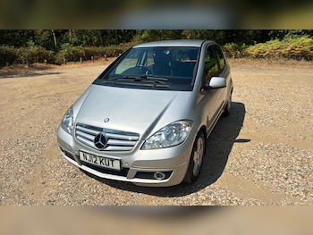 Used Mercedes-Benz A-Class 2012 for sale - 79374717: Photo