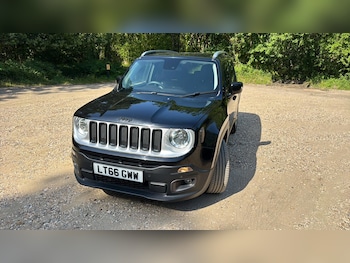 Used Jeep Renegade 2016 for sale - 79236627: Photo