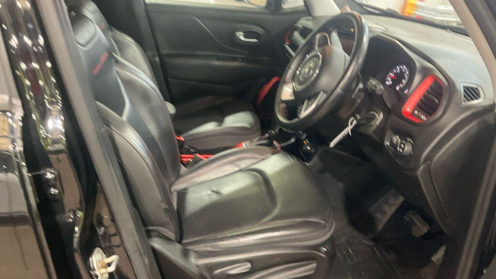 Used Jeep Renegade 2018 for sale - 78185279: Photo 6