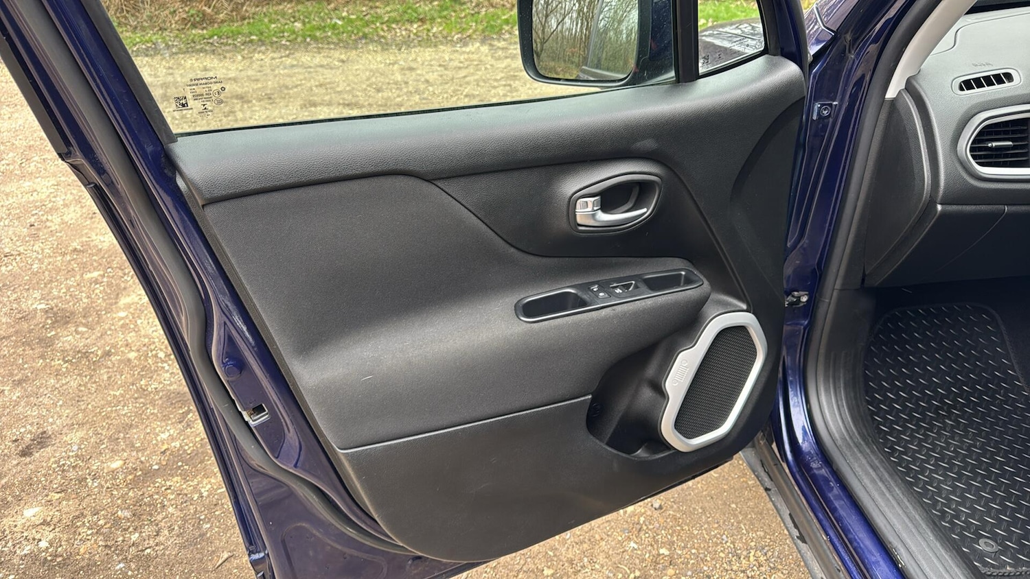 Used Jeep Renegade 2017 for sale - 78184730: Photo 29