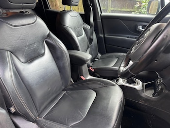 Used Jeep Renegade 2016 for sale - 78185024: Photo