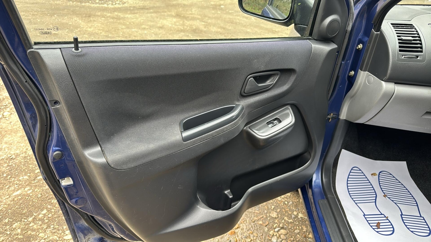 Used Suzuki Ignis 2004 for sale - 78185808: Photo 30